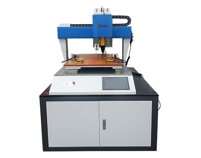 0505桌面式栽钉机